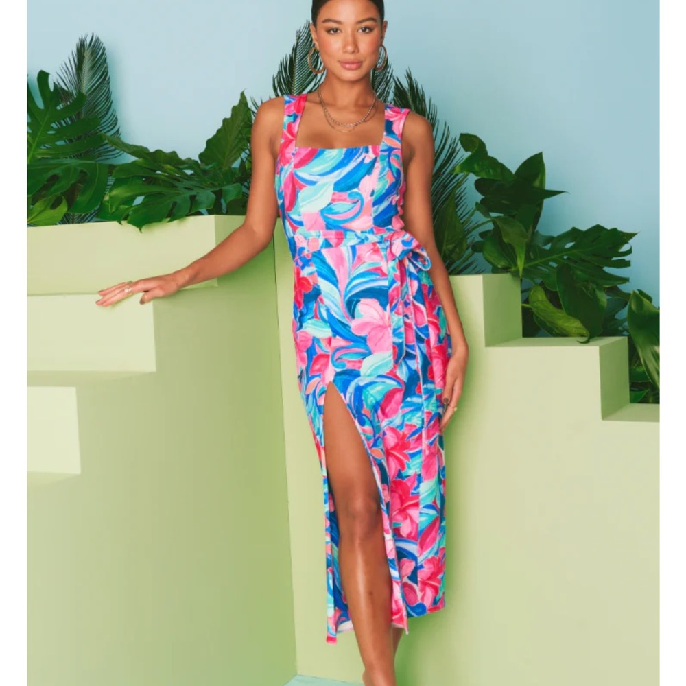 NWT Eden midi hibiscus punch